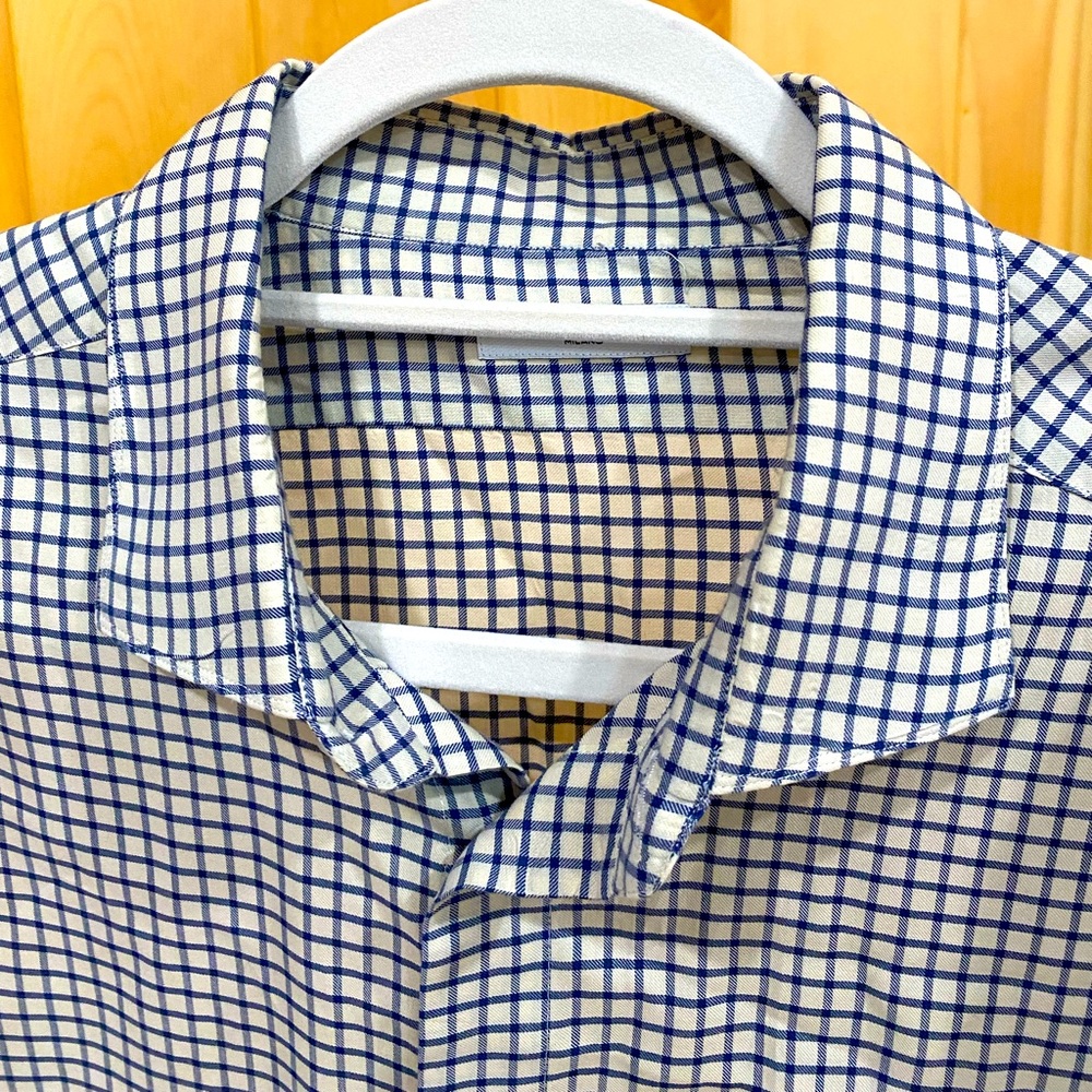 Boglioli Men Dress Shirt - Size 44 17 1/2. Navy checkered with off white.